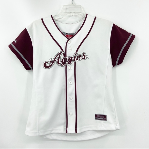 maroon baseball jersey